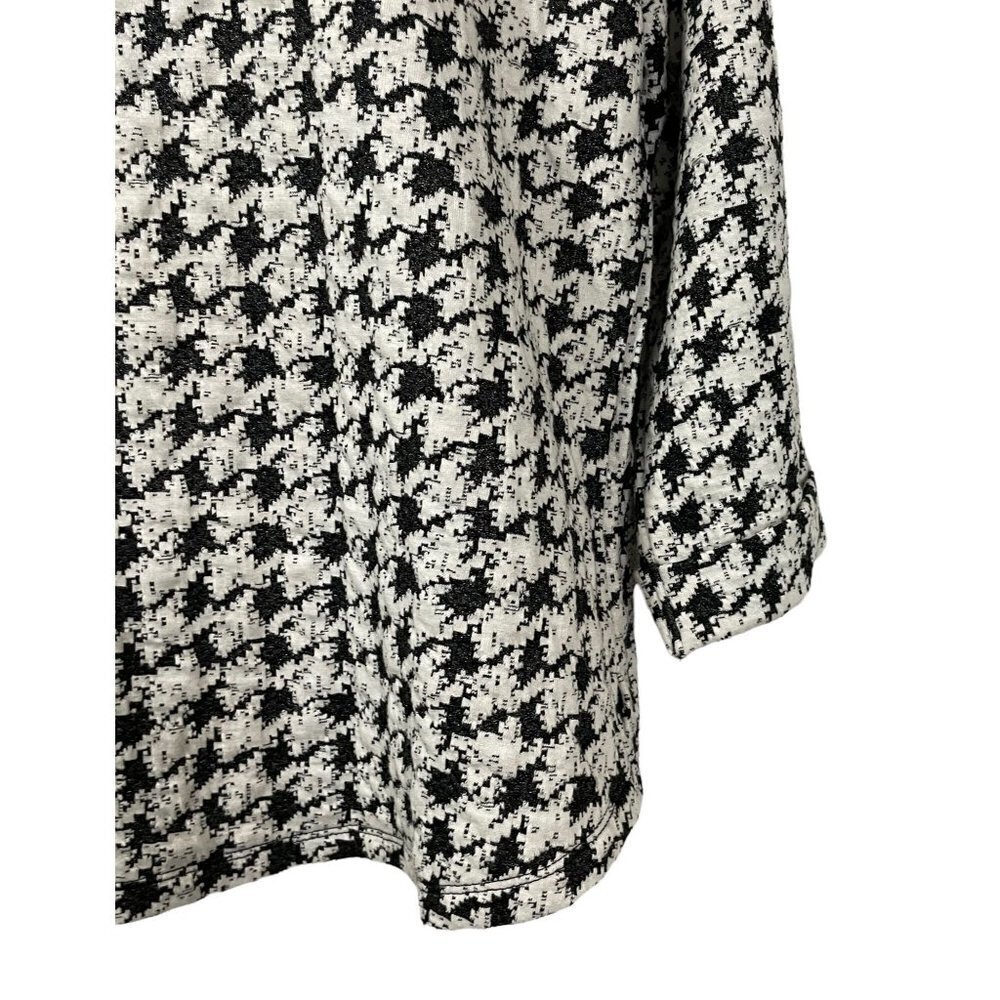 Charming Charlie Black White Houndstooth Sweater - Picture 2 of 6